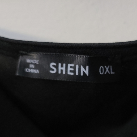 Off the shoulder dress - Picture 3 of 4